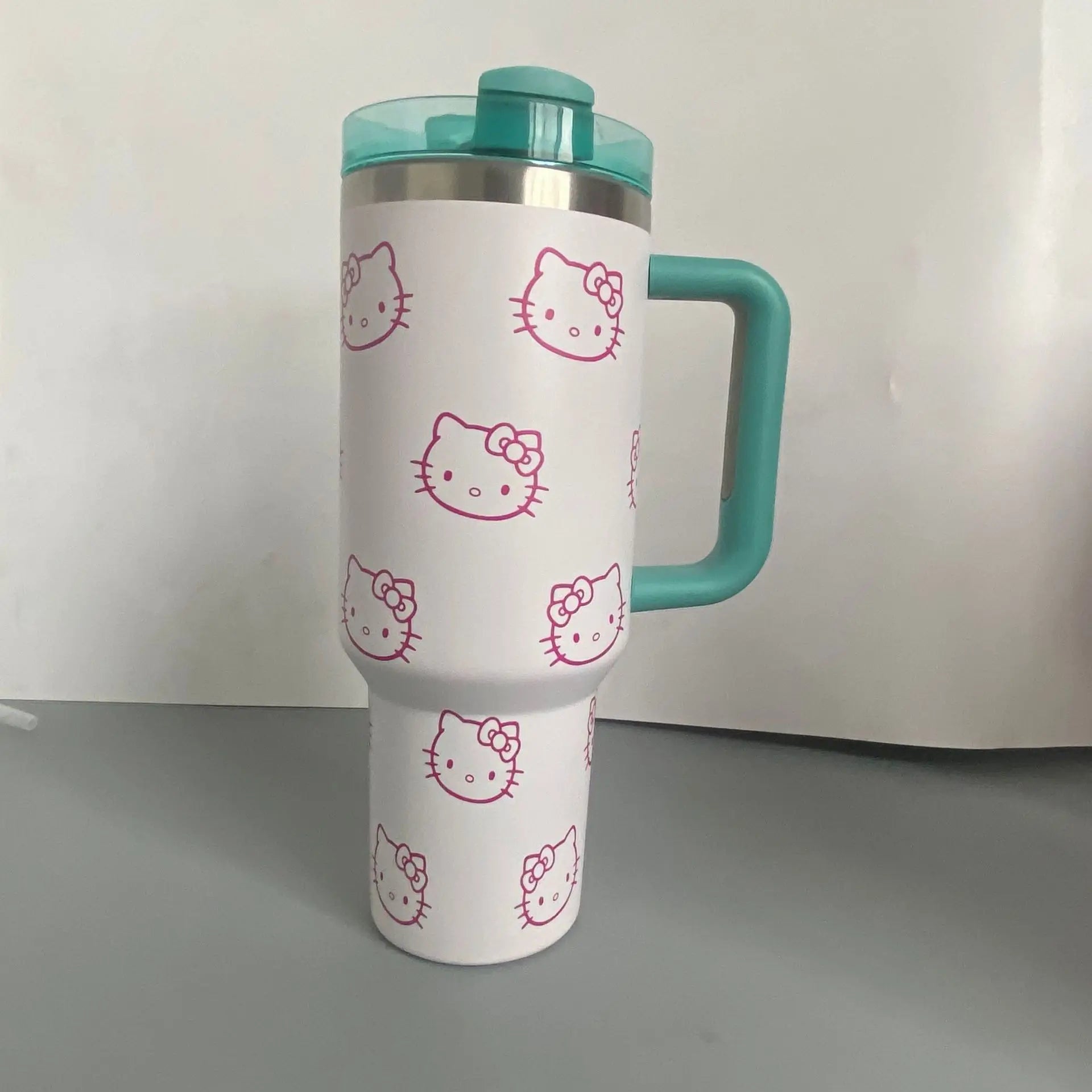 40oz Sanrio Hello Kitty Stainless Steel Insulated Mug - Image 2