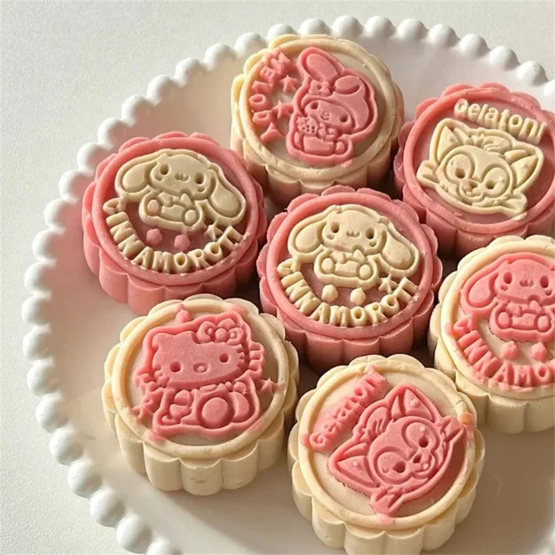 Sanrio Character Baking Mold - Image 3