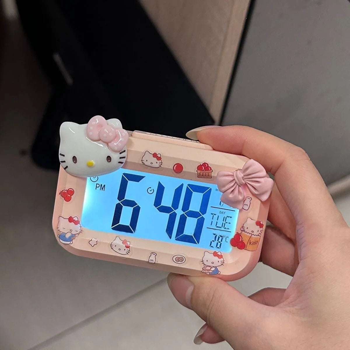 Sanrio Hello Kitty Noctilucent Alarm Clock